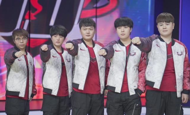 们在整个赛 们在整个赛