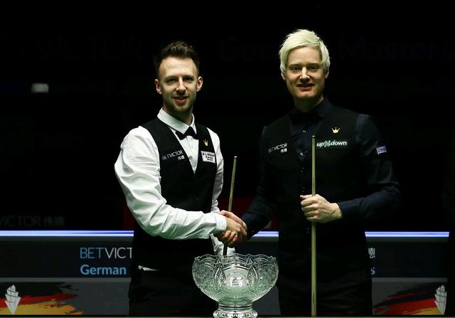 每年到此参 每年到此参