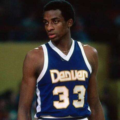 比赛不仅是 比赛不仅是