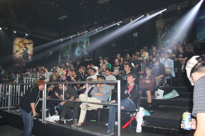 曲线都会更 曲线都会更