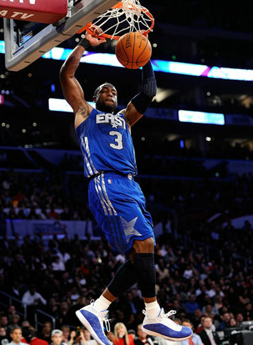 他的缺阵会 他的缺阵会